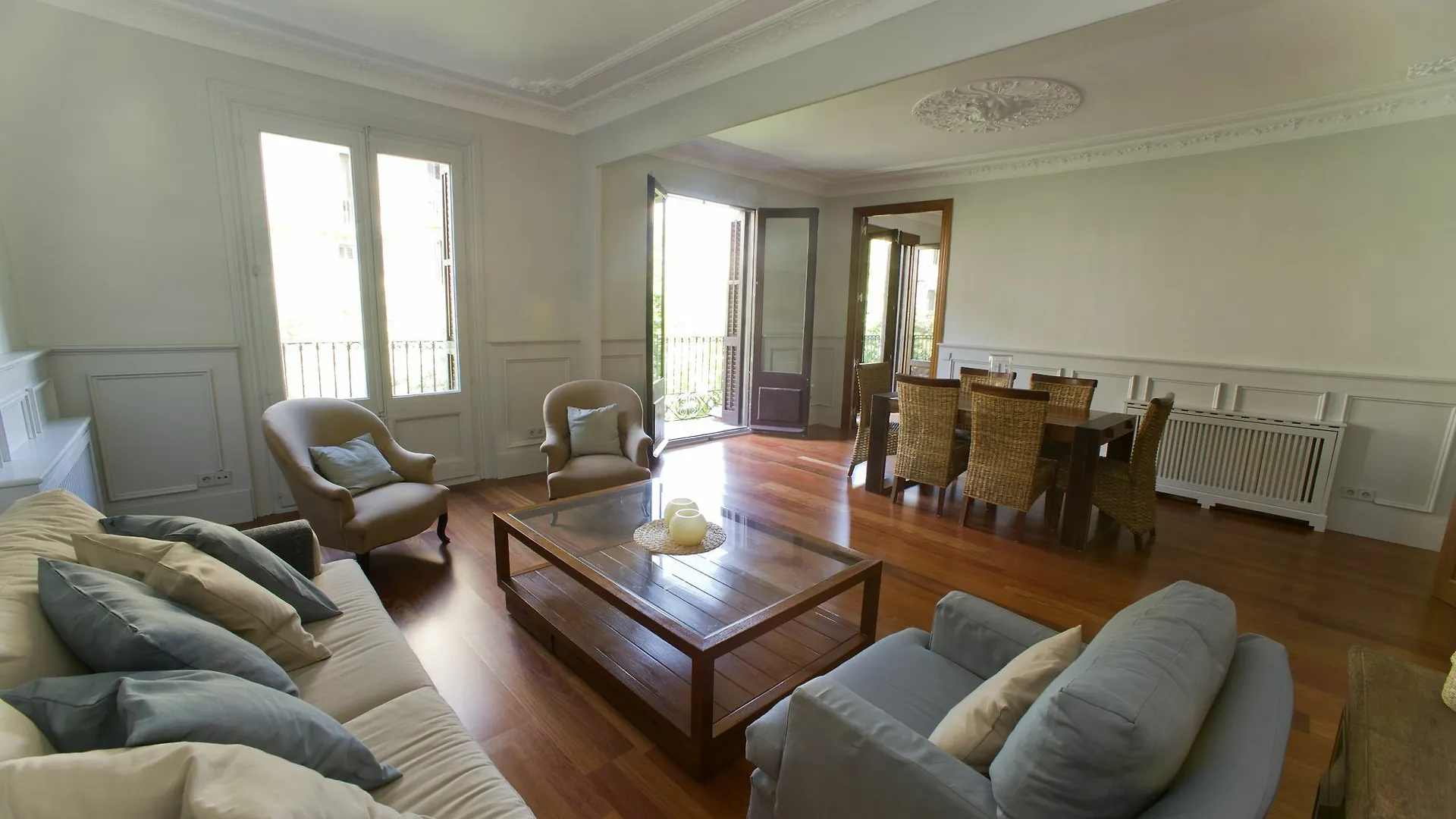 Montaber Apartments - Bailen Barcellona