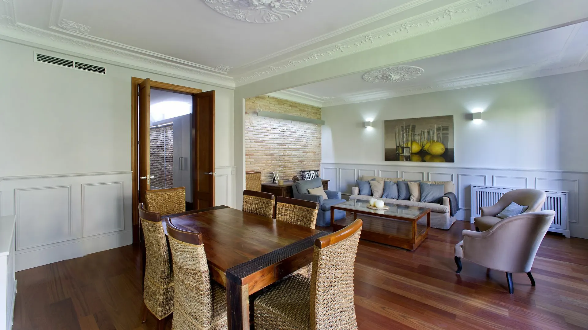 Montaber Apartments - Bailen Barcelona 0*,